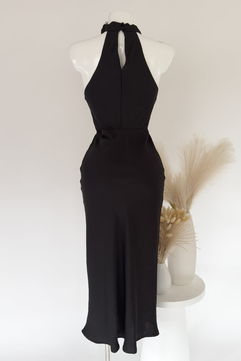 Nortia Maxi Dress - Black